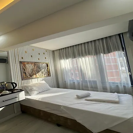 Asil Kosova Hotell *