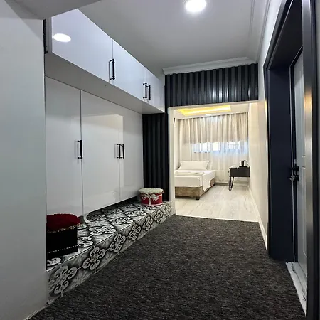 Asil Kosova 호텔 *