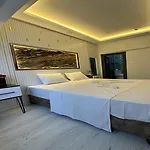 Asil Kosova ホテル